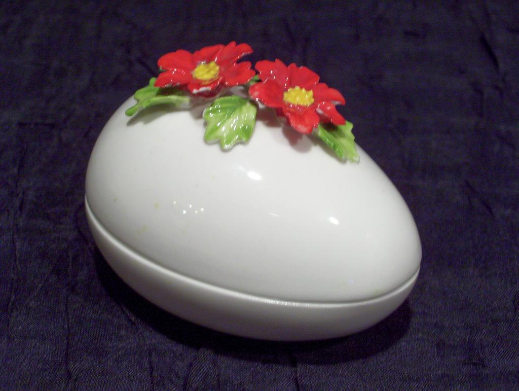 Fine Bone China Egg Trinket Box By Royal York of England Fine Bone China Egg Trinket Box By Royal York of England