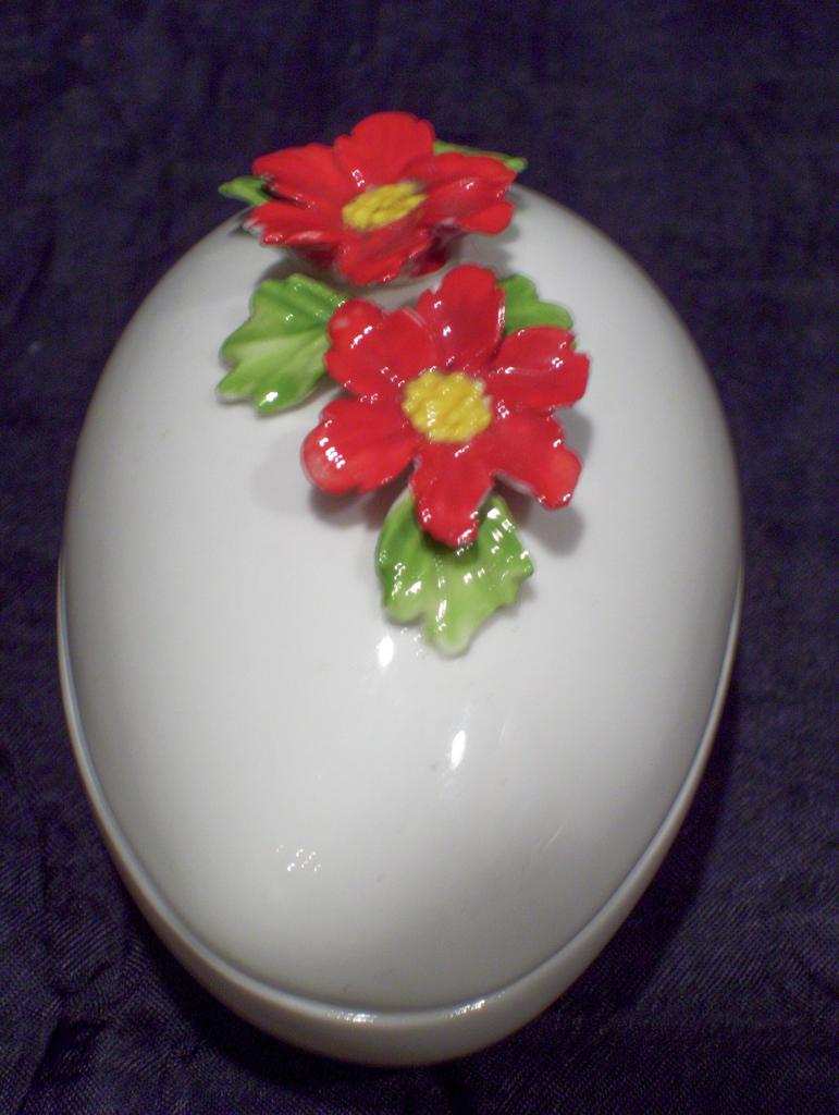 Fine Bone China Egg Trinket Box By Royal York of England Fine Bone China Egg Trinket Box By Royal York of England