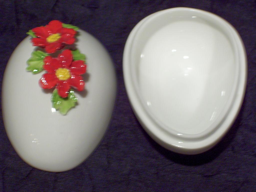 Fine Bone China Egg Trinket Box By Royal York of England Fine Bone China Egg Trinket Box By Royal York of England