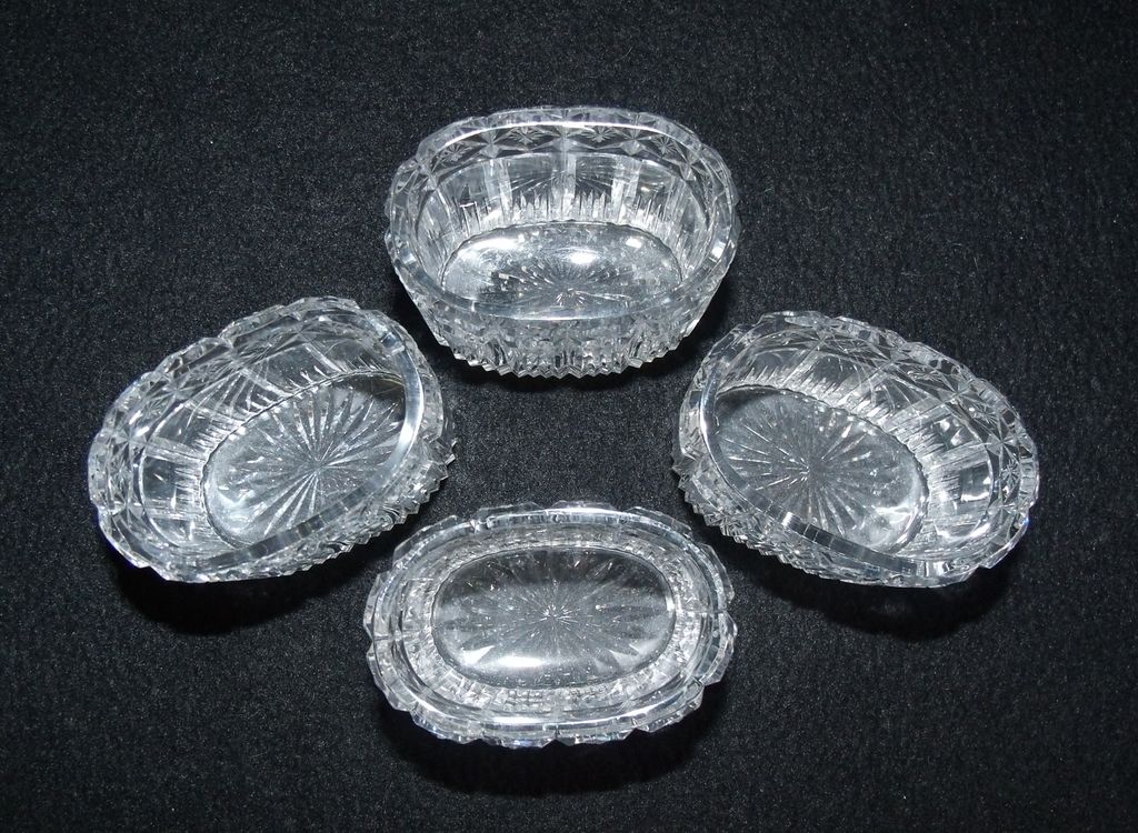 Set of 4 Cut Crystal Oval Holders Set of 4 Cut Crystal Oval Holders