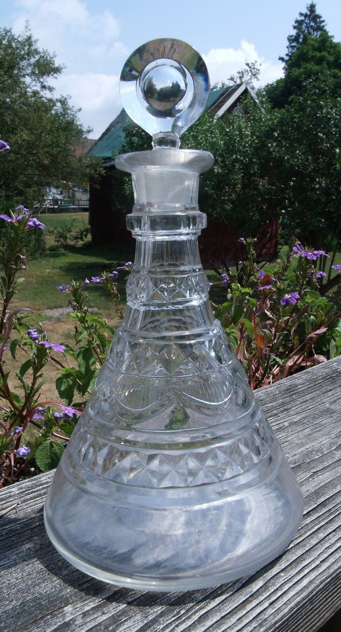 Pressed Glass Decanter With Stopper Pressed Glass Decanter With Stopper