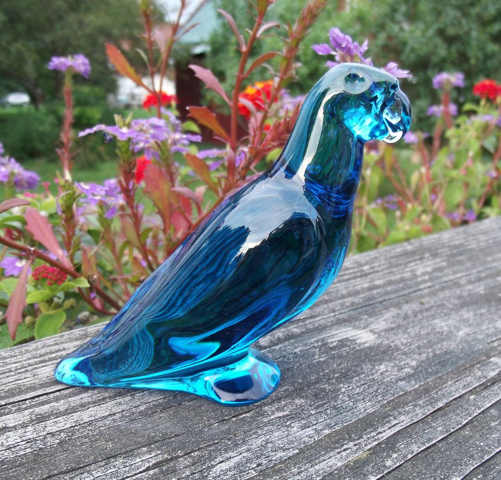 Baccarat Blue Crystal Parrot Baccarat Blue Crystal Parrot