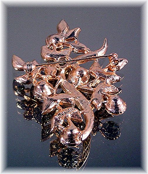 Vintage Signed Rhinestone Brooch Vintage Signed Rhinestone Brooch
