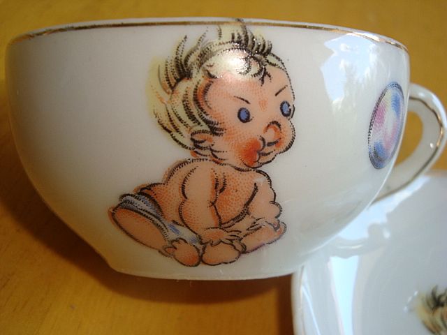 ADORABLE Made In Japan Child's Tea Set w/ Original Box ADORABLE Made In Japan Child's Tea Set w/ Original Box
