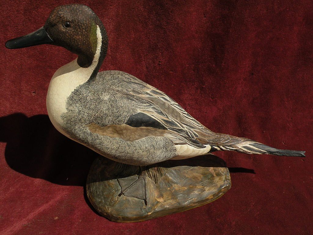 Hand painted limited edition wildfowl duck sculpture signed MARK YOUNG Hand painted limited edition wildfowl duck sculpture signed MARK YOUNG