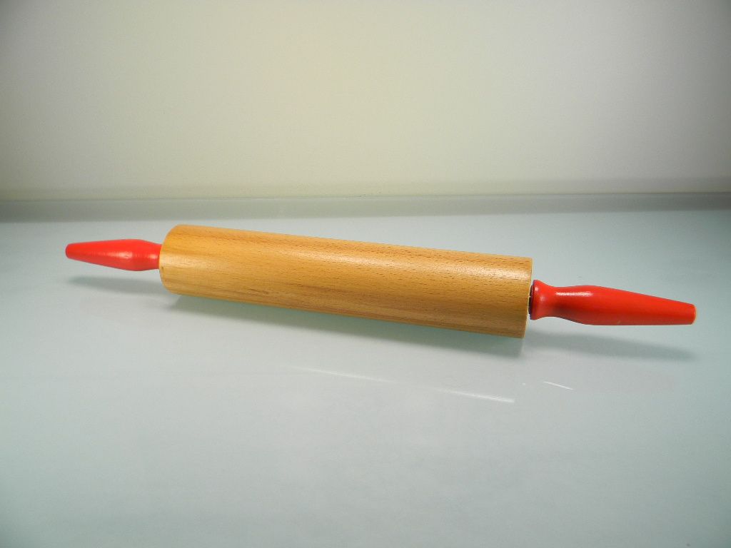 Vintage Rolling Pin with Red Wooden Handles Vintage Rolling Pin with Red Wooden Handles