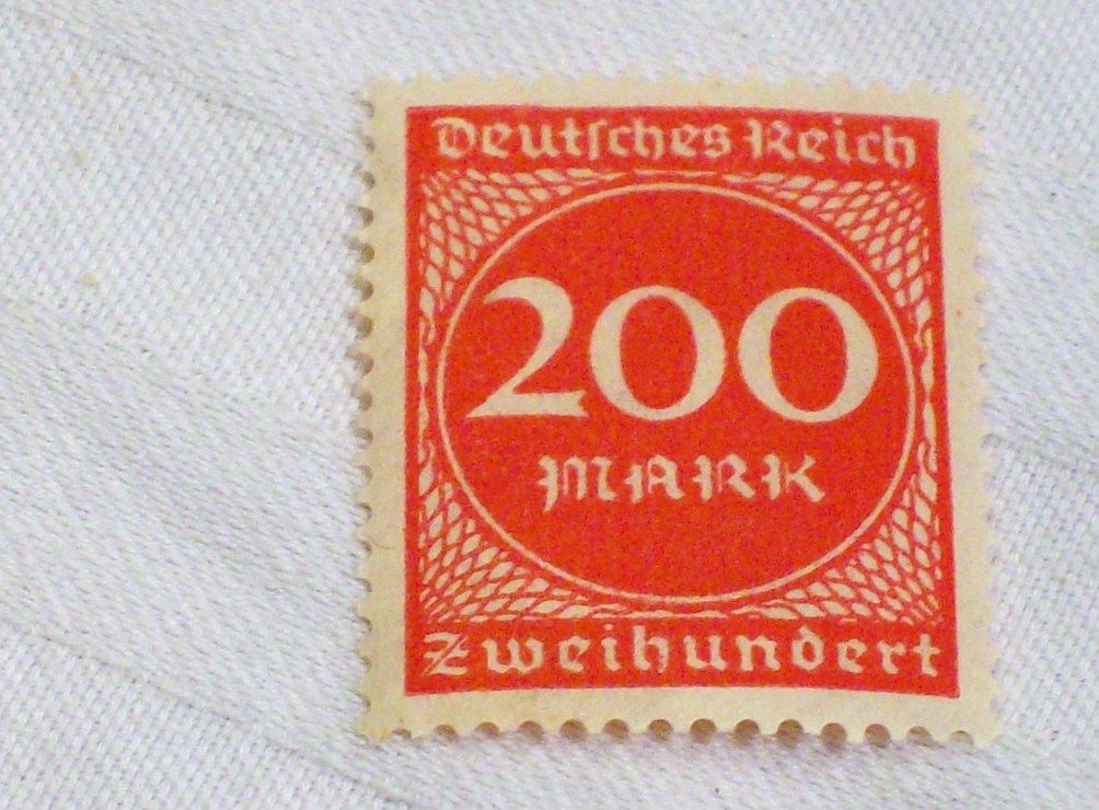German ww1 era 1920s stamps mint condition never hinged blocks singles over prints lot #9 deutsches reich German ww1 era 1920s stamps mint condition never hinged blocks singles over prints lot #9 deutsches reich