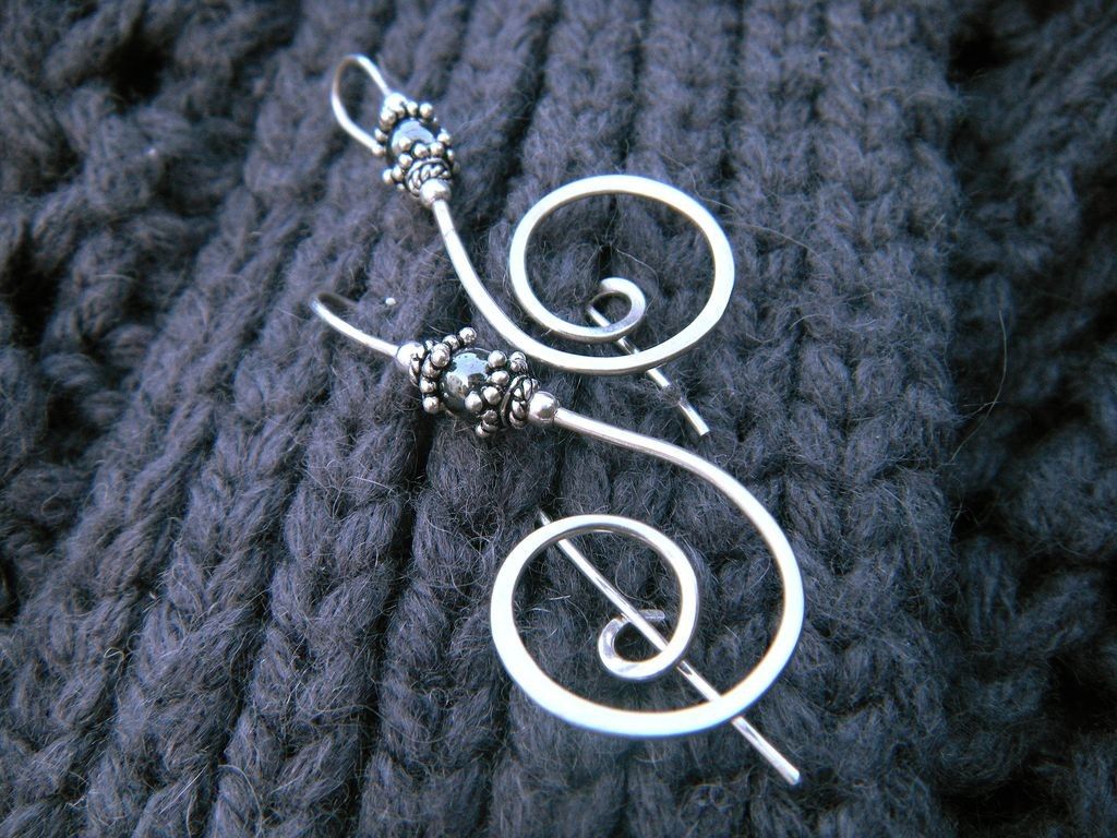 TREBLE CLEF Argentium Silver and Hematite Earring Sweater Brooch TREBLE CLEF Argentium Silver and Hematite Earring Sweater Brooch