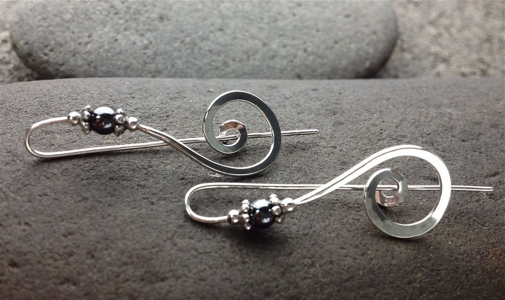 TREBLE CLEF Argentium Silver and Hematite Earring Sweater Brooch TREBLE CLEF Argentium Silver and Hematite Earring Sweater Brooch
