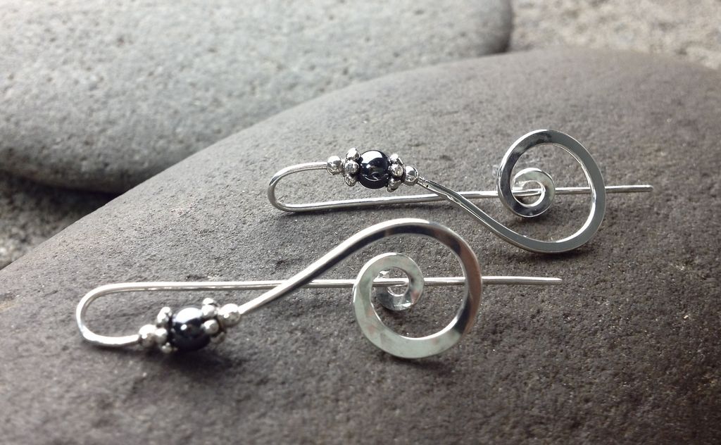TREBLE CLEF Argentium Silver and Hematite Earring Sweater Brooch TREBLE CLEF Argentium Silver and Hematite Earring Sweater Brooch