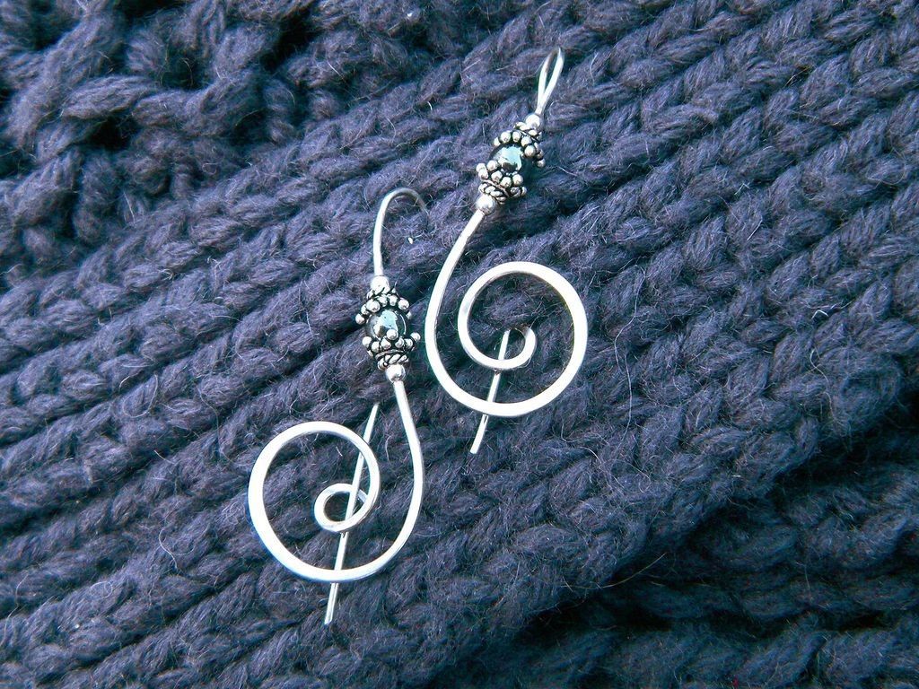 TREBLE CLEF Argentium Silver and Hematite Earring Sweater Brooch TREBLE CLEF Argentium Silver and Hematite Earring Sweater Brooch
