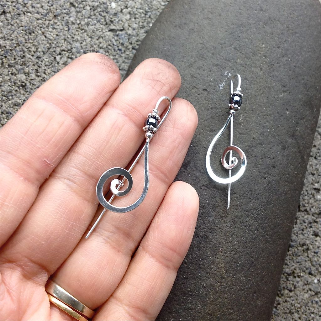 TREBLE CLEF Argentium Silver and Hematite Earring Sweater Brooch TREBLE CLEF Argentium Silver and Hematite Earring Sweater Brooch