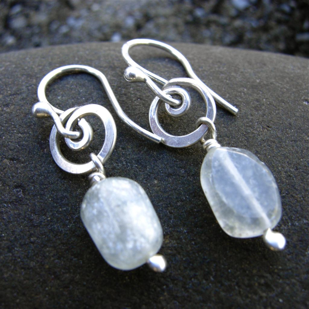 SEA And MOON Natural green Amethyst and Argentium Silver Swirl Earrings SEA And MOON Natural green Amethyst and Argentium Silver Swirl Earrings