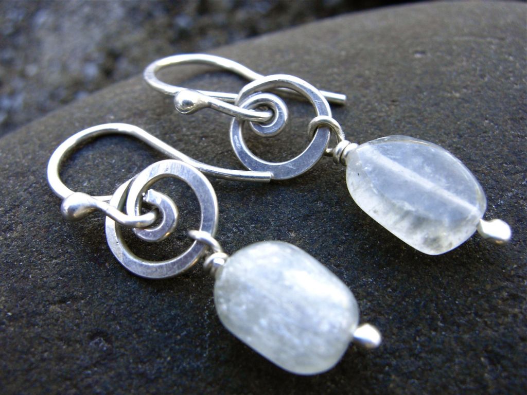 SEA And MOON Natural green Amethyst and Argentium Silver Swirl Earrings SEA And MOON Natural green Amethyst and Argentium Silver Swirl Earrings