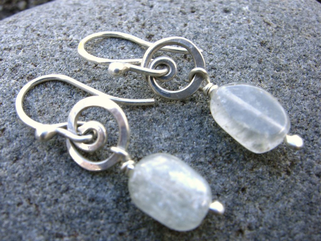 SEA And MOON Natural green Amethyst and Argentium Silver Swirl Earrings SEA And MOON Natural green Amethyst and Argentium Silver Swirl Earrings