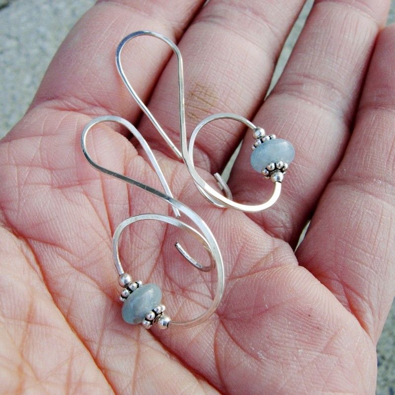 LEAP "&" Aquamarine n Argentium Sterling silver Earring LEAP "&" Aquamarine n Argentium Sterling silver Earring