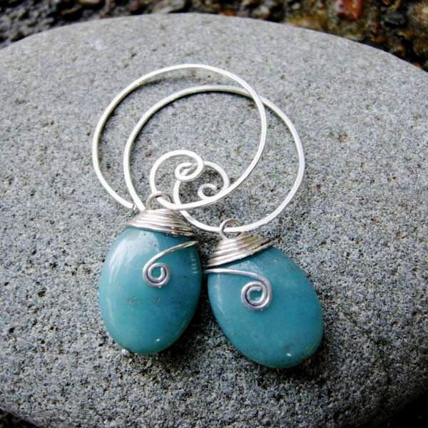 MEANDER Amazonite Oval and Sterling Silver Earring MEANDER Amazonite Oval and Sterling Silver Earring