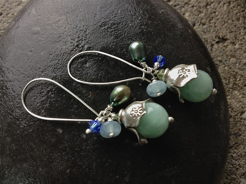 TRINKET Aquamarine Drop Sterling Silver Dangle Cluster Hoop Earring TRINKET Aquamarine Drop Sterling Silver Dangle Cluster Hoop Earring