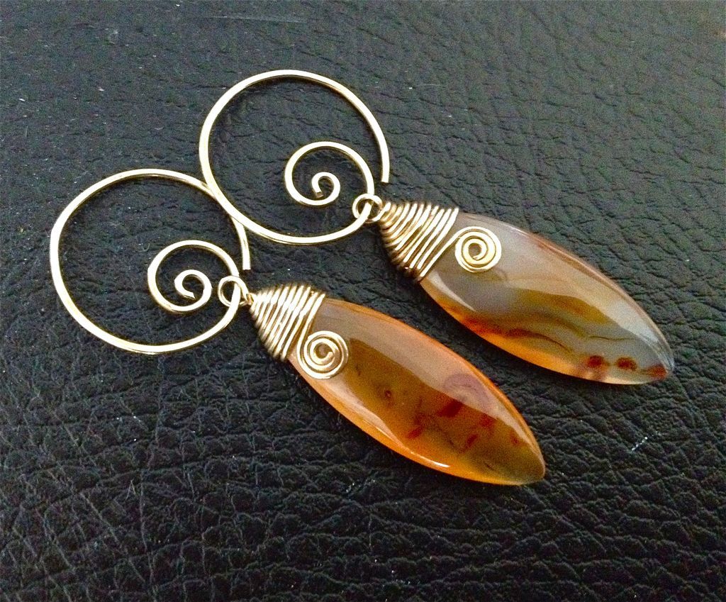 MEANDER V Carnelian Marquise Drop and 14 Karat Gold Dangle Hoop Earring MEANDER V Carnelian Marquise Drop and 14 Karat Gold Dangle Hoop Earring