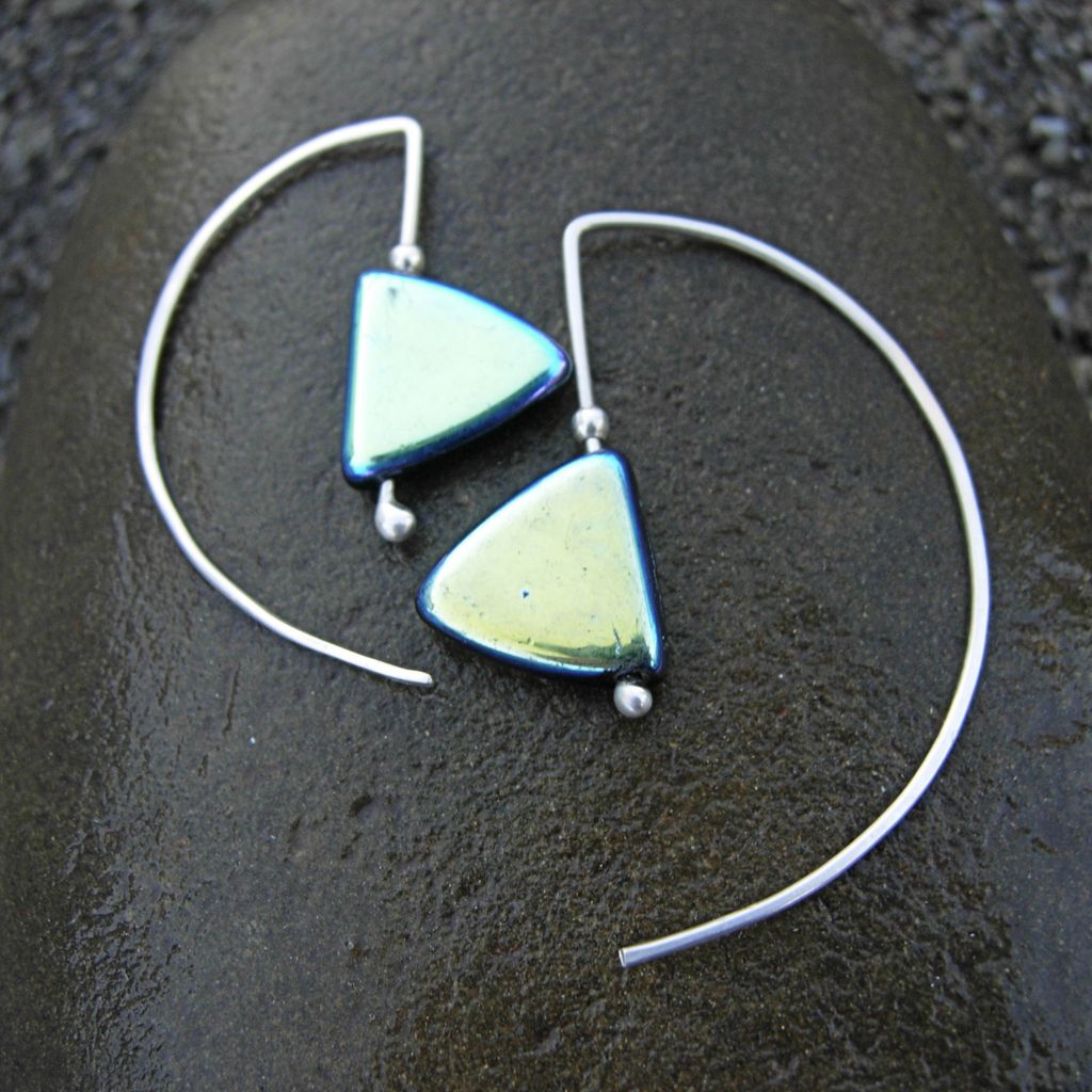 CRESCENT FLASH Argentium Silver Czech Glass Mod Hoop Earring CRESCENT FLASH Argentium Silver Czech Glass Mod Hoop Earring