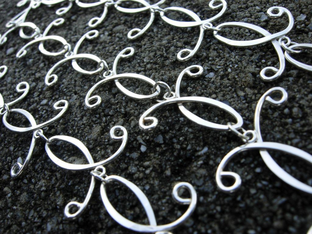 SCHOOL OF FISH Argentium Sterling Silver Dangle Earring SCHOOL OF FISH Argentium Sterling Silver Dangle Earring