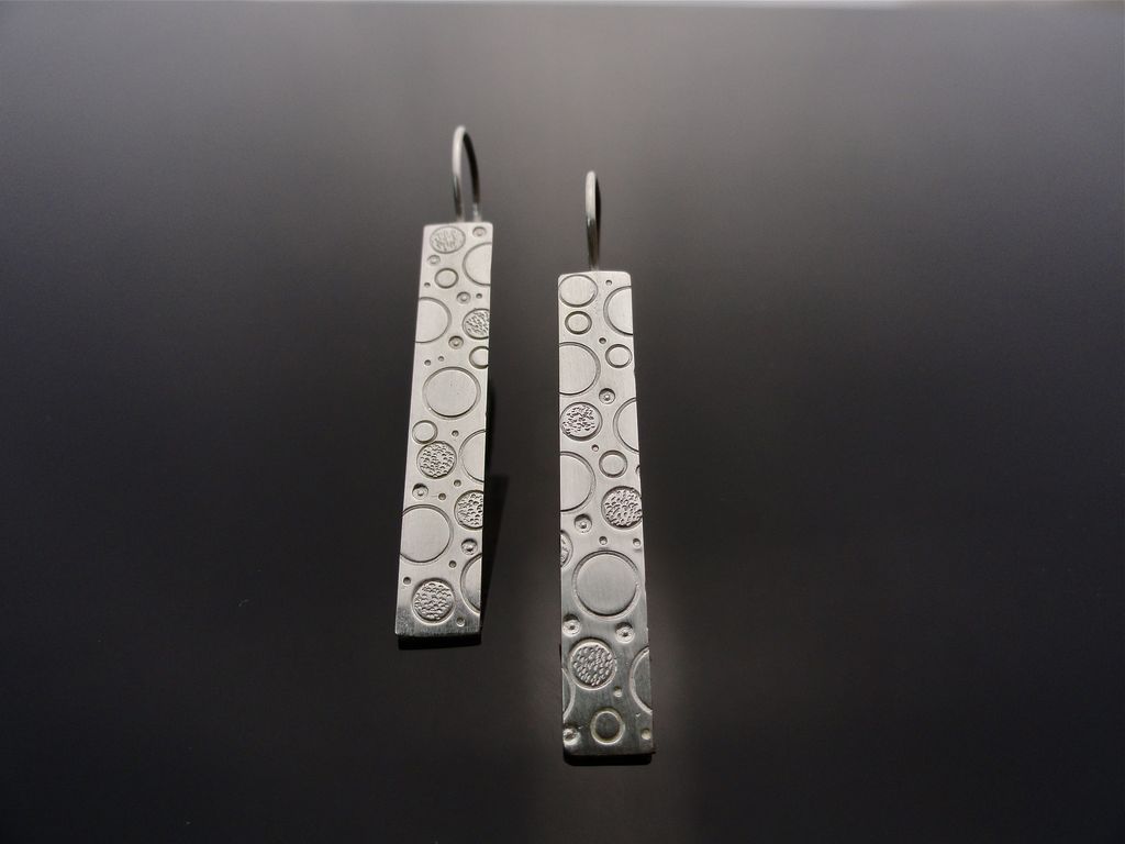 CHIMERA Sterling Silver Slim Rectangle Hand Stamped Circle Bubble Daydream Earring CHIMERA Sterling Silver Slim Rectangle Hand Stamped Circle Bubble Daydream Earring