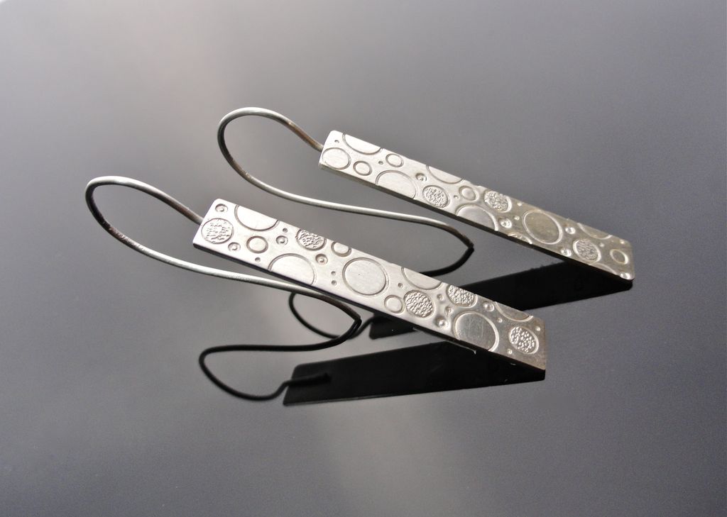 CHIMERA Sterling Silver Slim Rectangle Hand Stamped Circle Bubble Daydream Earring CHIMERA Sterling Silver Slim Rectangle Hand Stamped Circle Bubble Daydream Earring