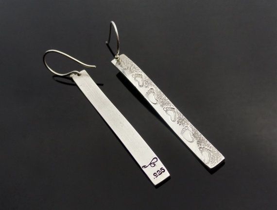 SANDY WALK Sterling Silver Slim Wavy Strip Dangle Earring SANDY WALK Sterling Silver Slim Wavy Strip Dangle Earring