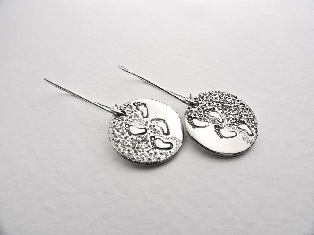 MOON WALK Sterling Silver Disc Footprint Hand Fabricated Contrasting Texture Dangle Earring MOON WALK Sterling Silver Disc Footprint Hand Fabricated Contrasting Texture Dangle Earring