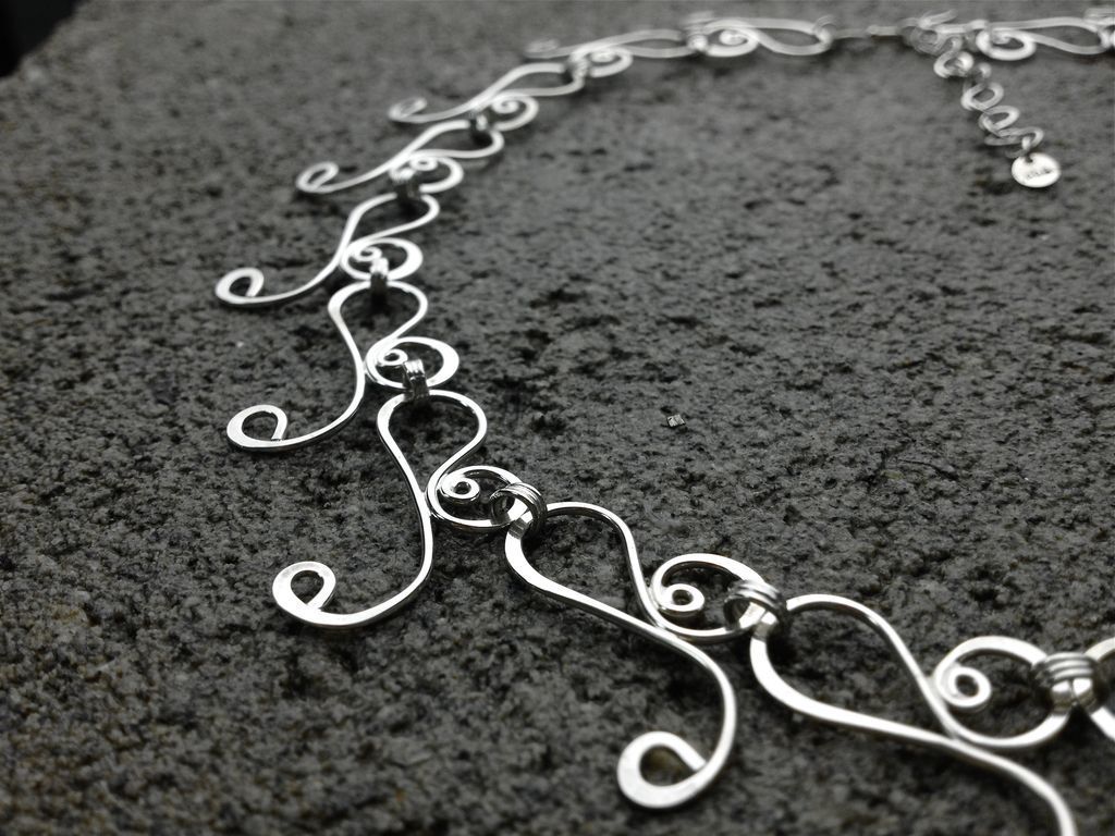 SWAN GLISSADE Argentium Sterling Silver Necklace SWAN GLISSADE Argentium Sterling Silver Necklace