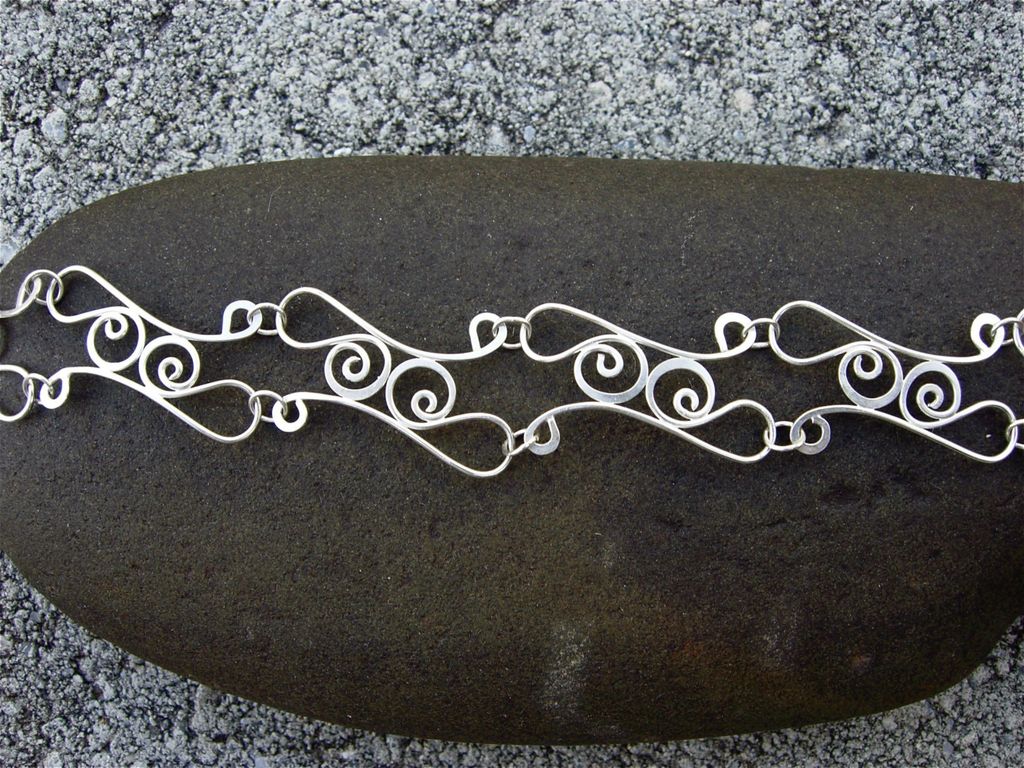 OLYRIA Argentium Sterling Silver JeweLyrie Swirl Necklace OLYRIA Argentium Sterling Silver JeweLyrie Swirl Necklace