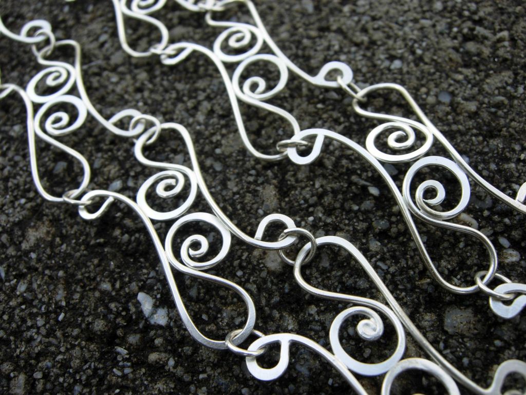 OLYRIA Argentium Sterling Silver JeweLyrie Swirl Necklace OLYRIA Argentium Sterling Silver JeweLyrie Swirl Necklace