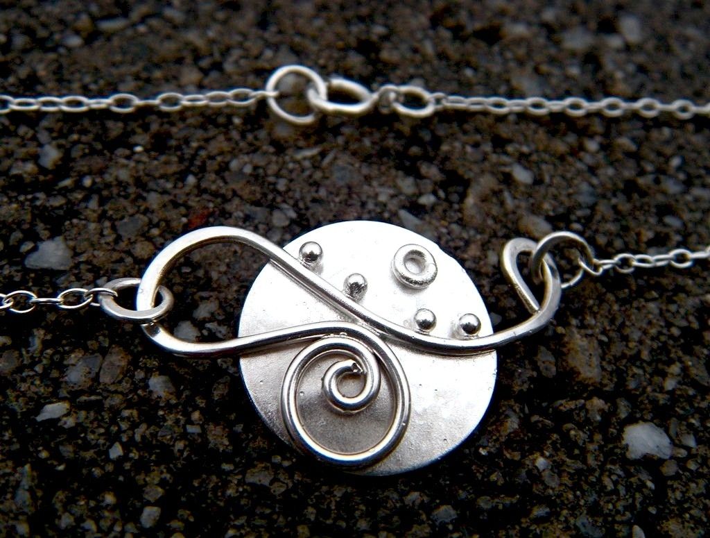 LUNA LARK Argentium Sterling Silver Pendant Necklace Eco-Friendly LUNA LARK Argentium Sterling Silver Pendant Necklace Eco-Friendly