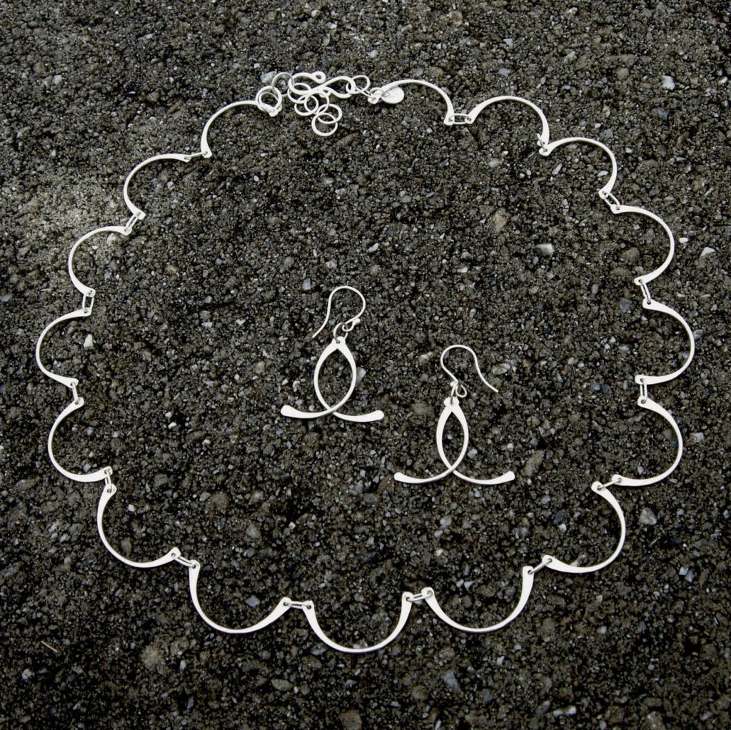 SILVER LINING Argentium Sterling Silver Choker Necklace SILVER LINING Argentium Sterling Silver Choker Necklace