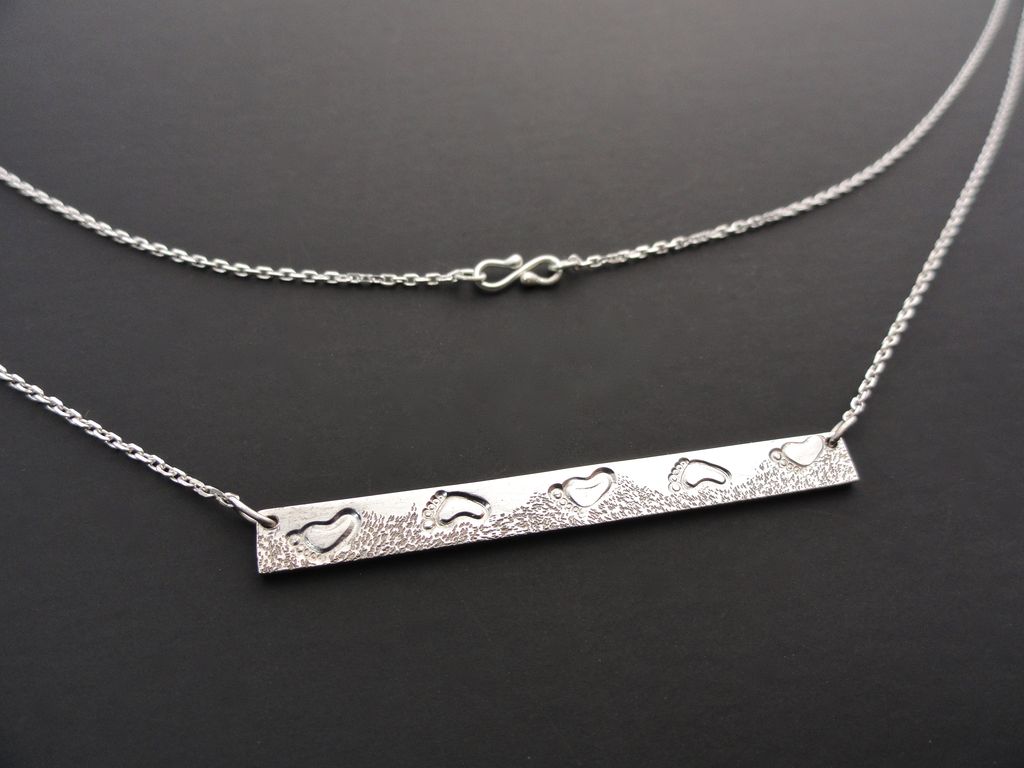 SANDY WALK Sterling Silver Bar Pendant Necklace SANDY WALK Sterling Silver Bar Pendant Necklace
