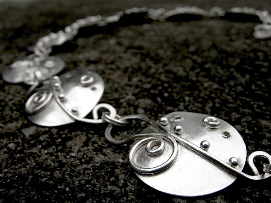 LUNA LARK Argentium Sterling Silver Disk Granule Curl Necklace And Earring Set LUNA LARK Argentium Sterling Silver Disk Granule Curl Necklace And Earring Set