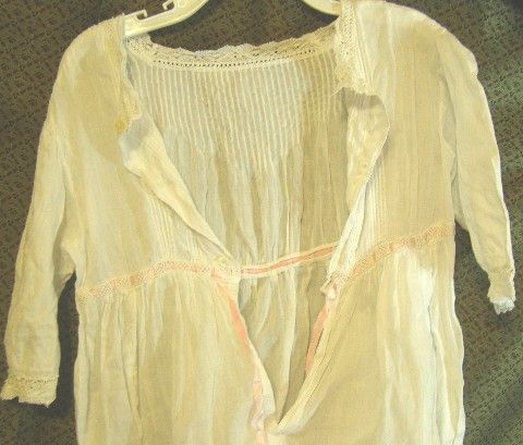 Antique child's dress for a large doll Antique child's dress for a large doll
