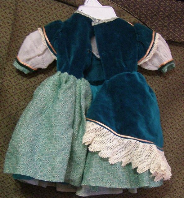 Vintage doll dress Vintage doll dress