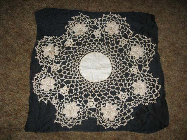Large Crocheted Doily Fancywork Beauty! Large Crocheted Doily Fancywork Beauty!