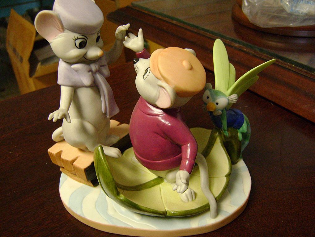 Disney's Magic Memories Figurines - The Rescuers Disney's Magic Memories Figurines - The Rescuers