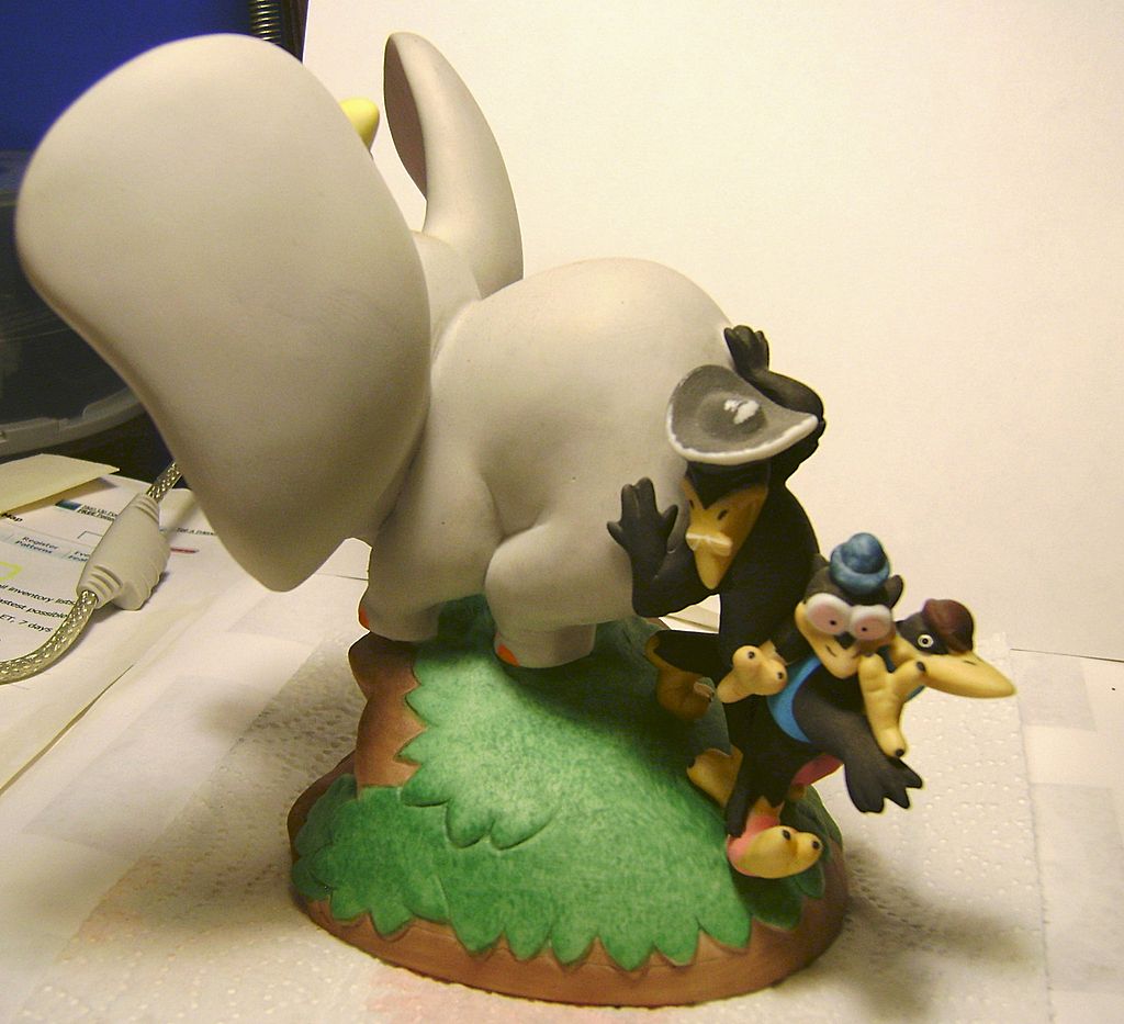 Disney's Magic Memories Figurines - Dumbo Disney's Magic Memories Figurines - Dumbo