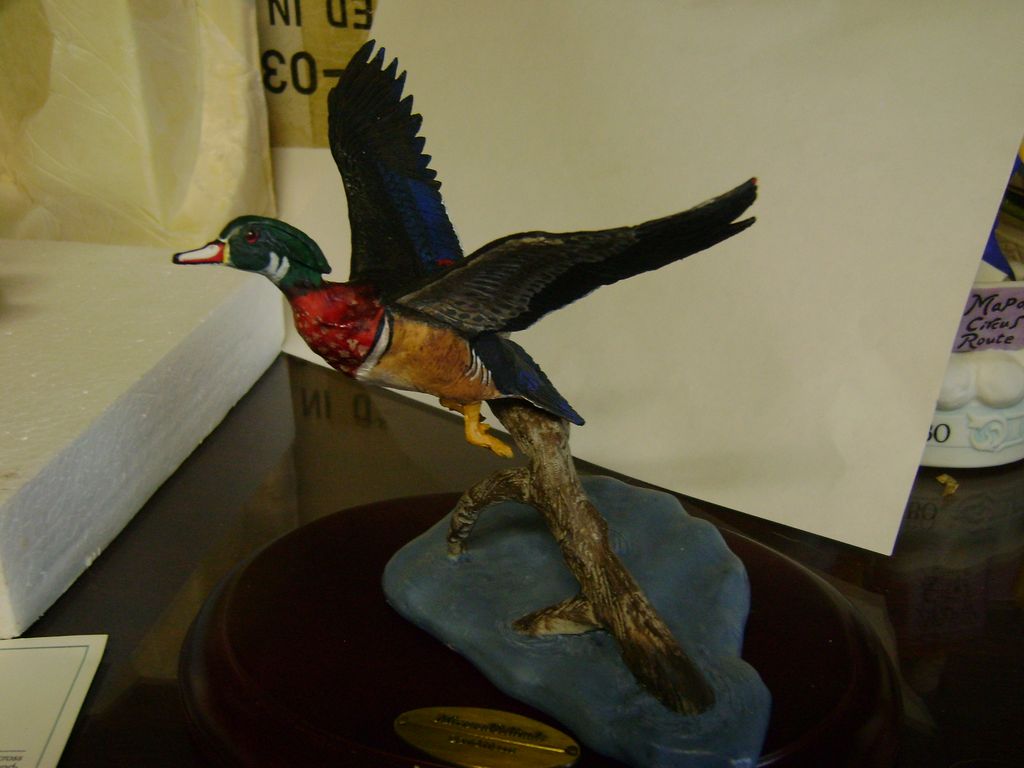 Mirrored Solitude figurine by David Maass from The Danbury Mint Mirrored Solitude figurine by David Maass from The Danbury Mint