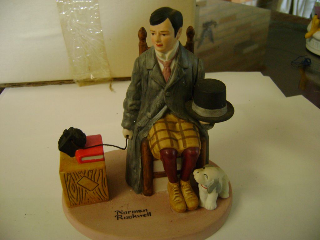 Norman Rockwell Porcelain Figurines Collection Self Portrait Norman Rockwell Porcelain Figurines Collection Self Portrait
