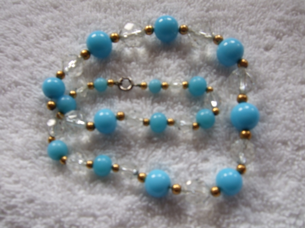 Vintage Glass & Gold Toned Beaded Necklace, Turquoise color & Clear Vintage Glass & Gold Toned Beaded Necklace, Turquoise color & Clear