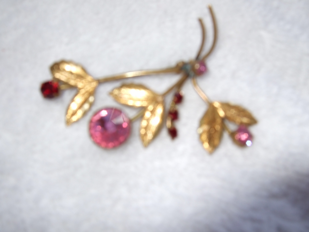 Vintage Colored Rhinestone Floral Brooch Pin Vintage Colored Rhinestone Floral Brooch Pin