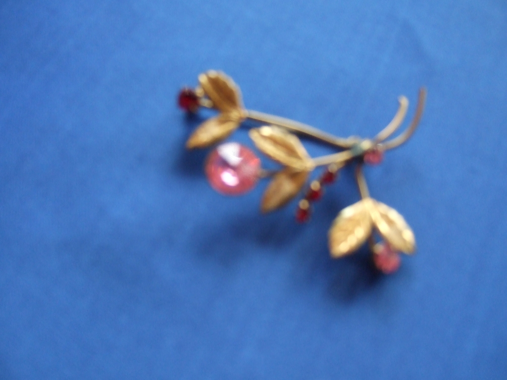 Vintage Colored Rhinestone Floral Brooch Pin Vintage Colored Rhinestone Floral Brooch Pin