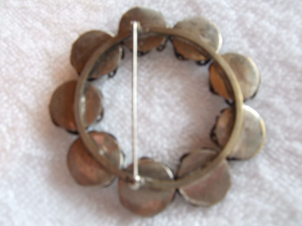 Vintage, Large Round Floral, 2 tone Metal, Brooch Pin Vintage, Large Round Floral, 2 tone Metal, Brooch Pin