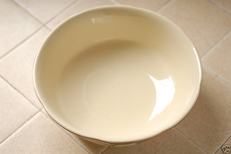 Vintage Franciscan Apple Large Serving Veggie Bowl USA Vintage Franciscan Apple Large Serving Veggie Bowl USA