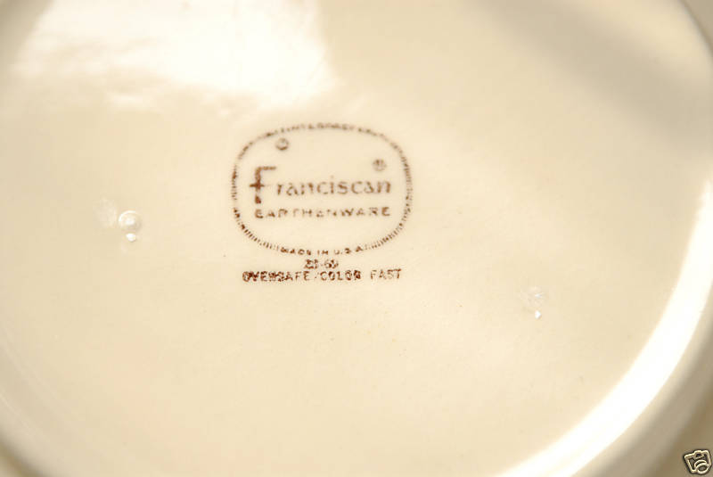 Vintage Franciscan Apple Large Serving Veggie Bowl USA Vintage Franciscan Apple Large Serving Veggie Bowl USA