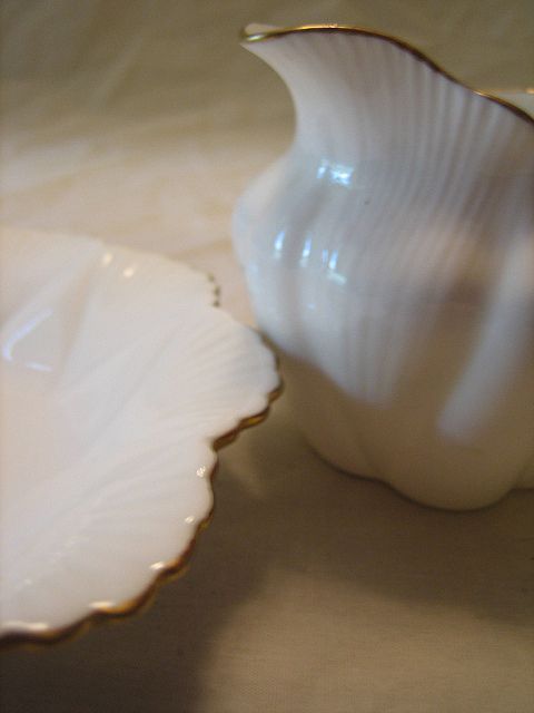 Vintage Shelley Regency Pitcher & Bowl Set Gold Trim Vintage Shelley Regency Pitcher & Bowl Set Gold Trim